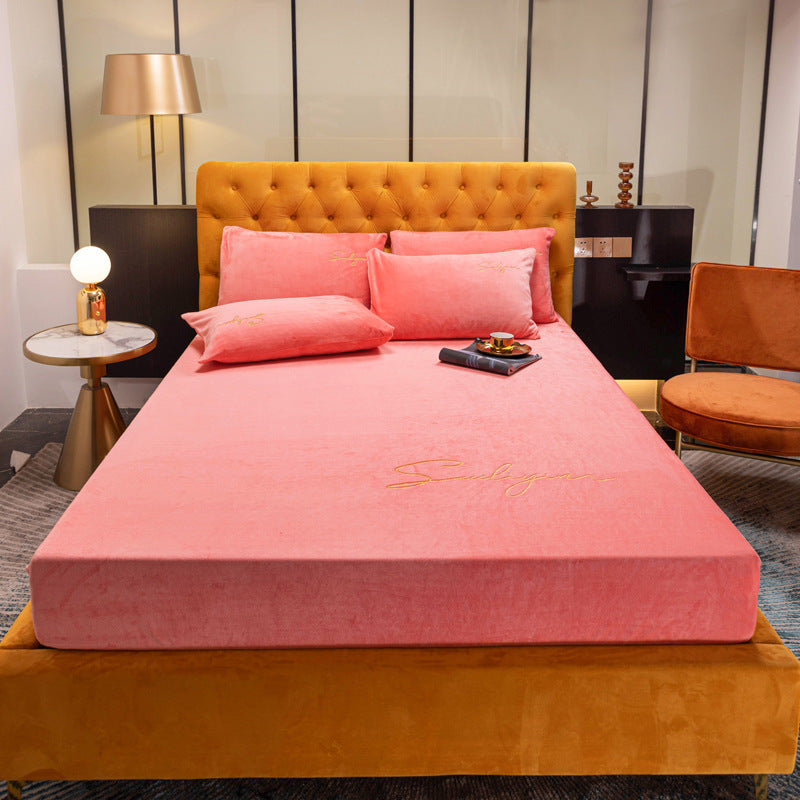 VeltoLiving VelvetDream™ Coral Crystal Flannel Bed Cover